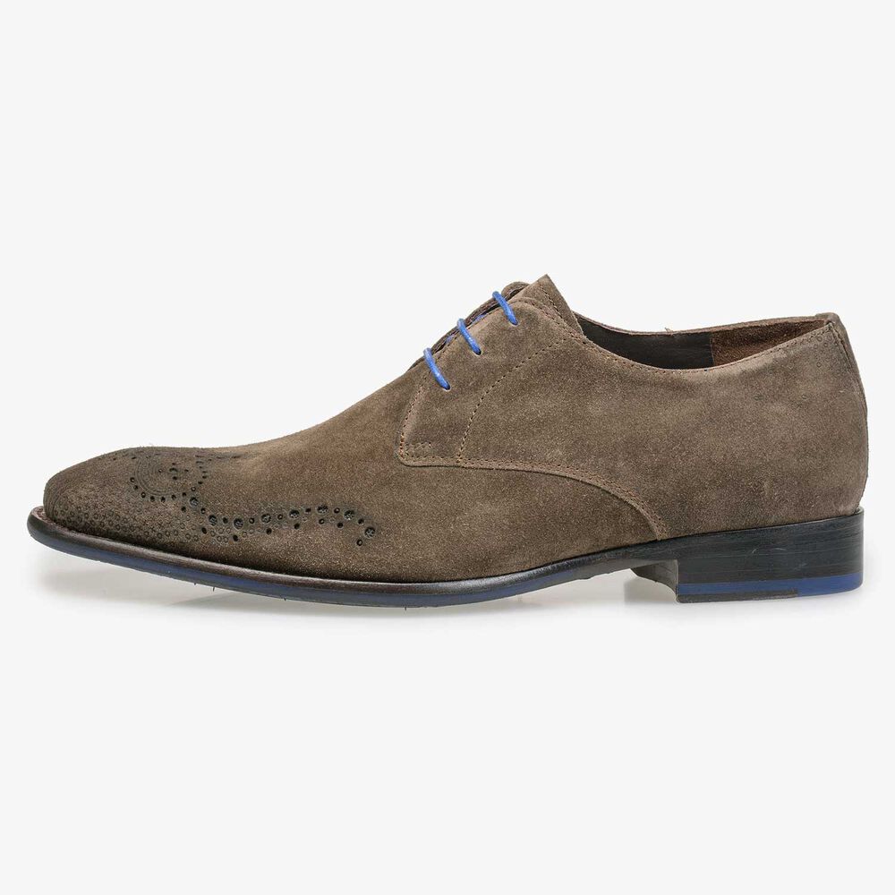 Suede leather lace shoe with brogue details taupe