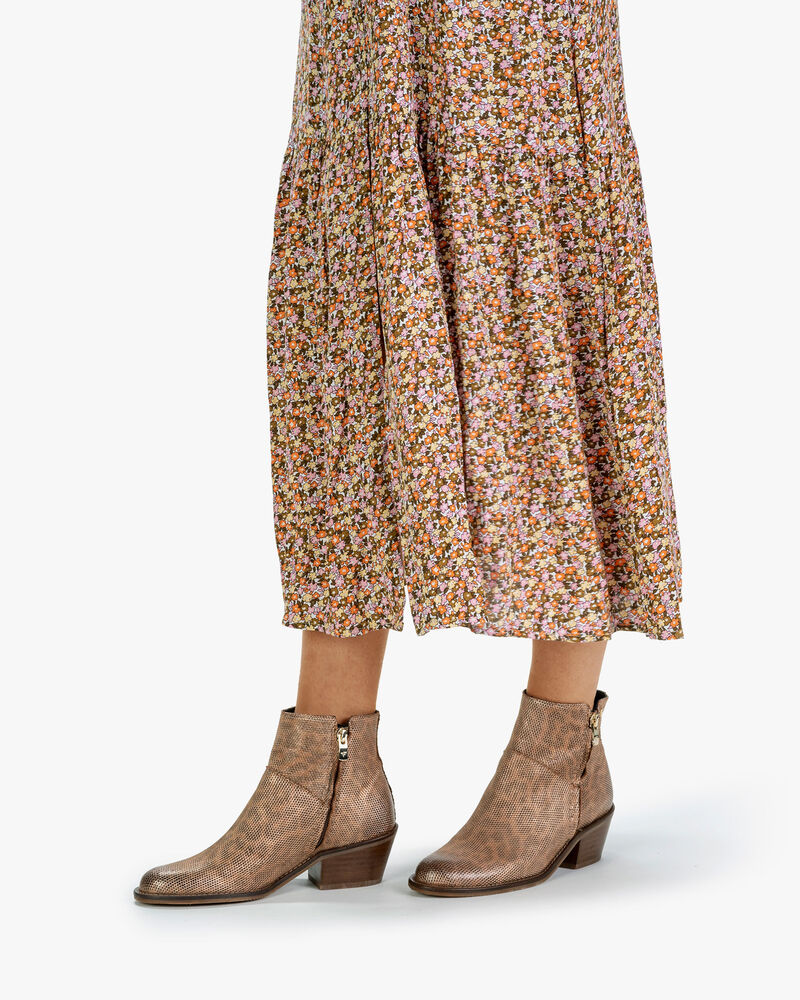 Ankle boot metallic orange