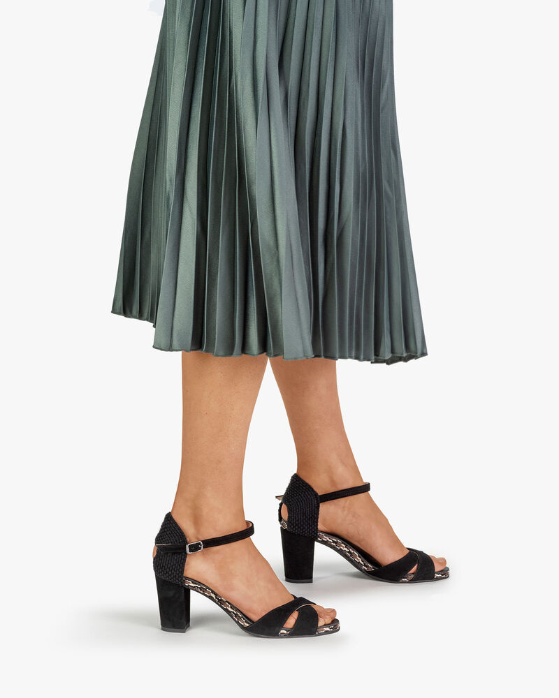 Sandal suede leather black