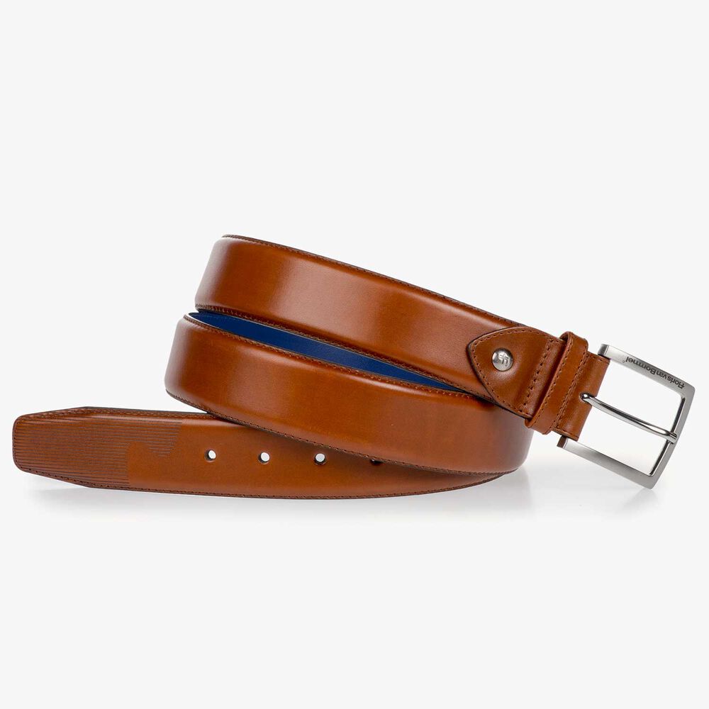 Cognac-coloured leather belt with laser-cut print