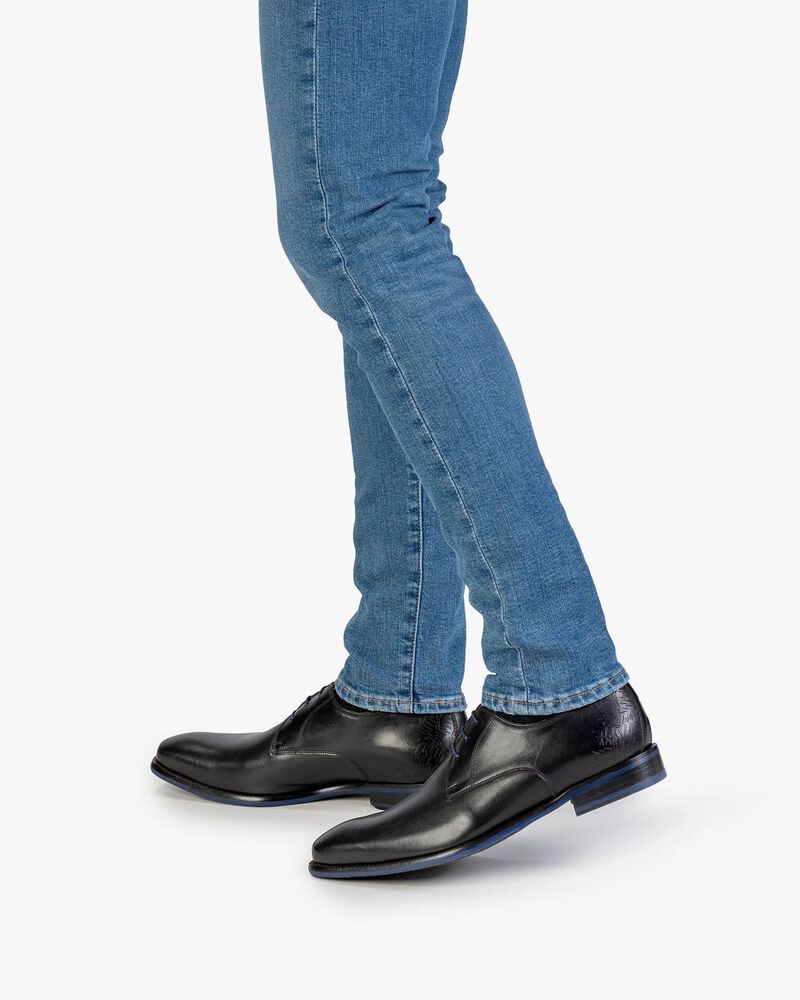 Lace shoe calf leather black