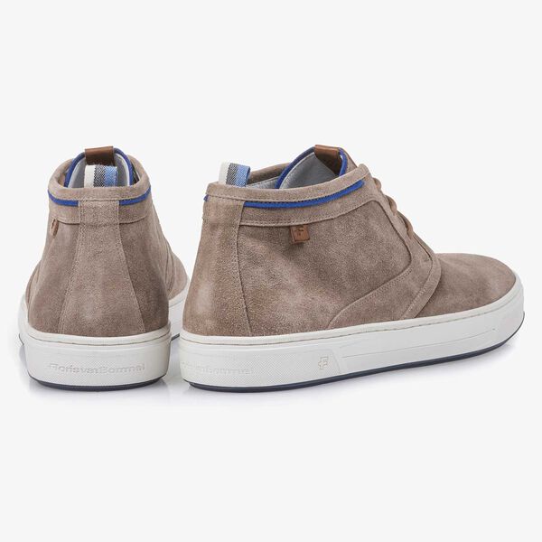 Taupe-coloured washed suede leather lace shoe