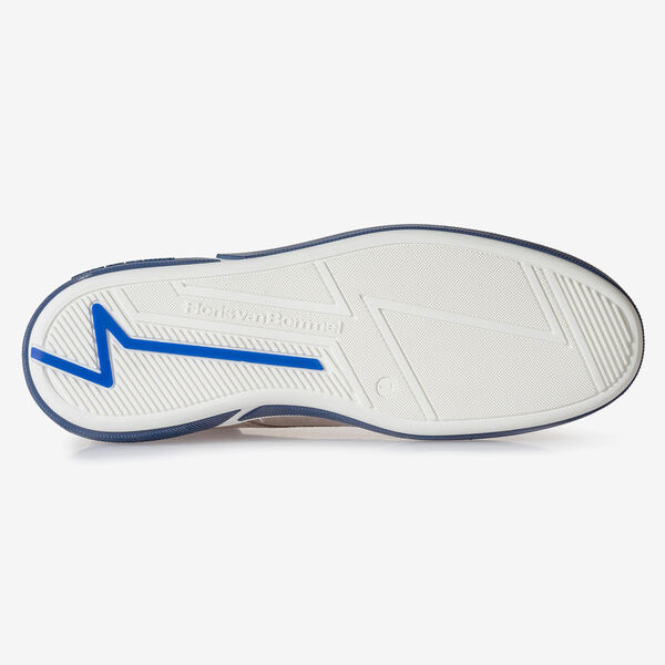 Taupe-coloured suede leather lace boot with print