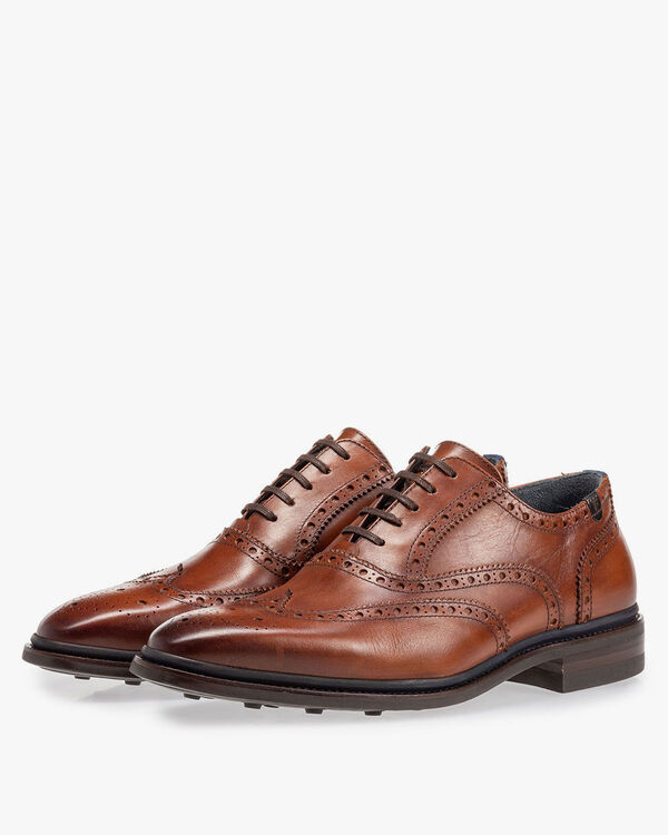 Brogue calf leather cognac
