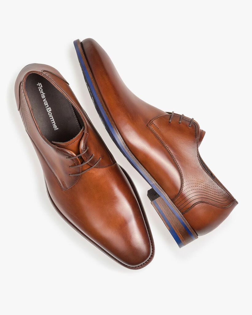 Cognac-coloured lace shoe