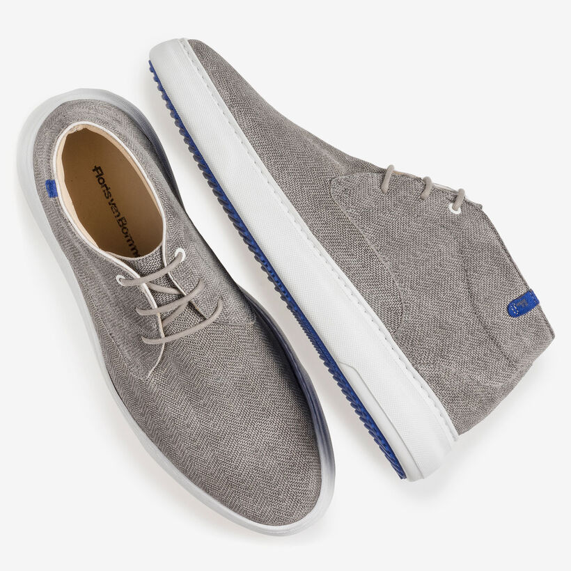 Lichtgrijze su&egrave;de veterboot met print