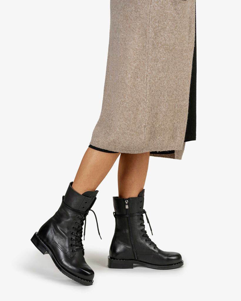 Veterboot kalfsleer zwart