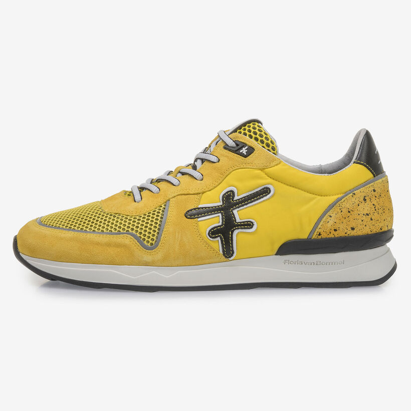Gele su&egrave;de sneaker