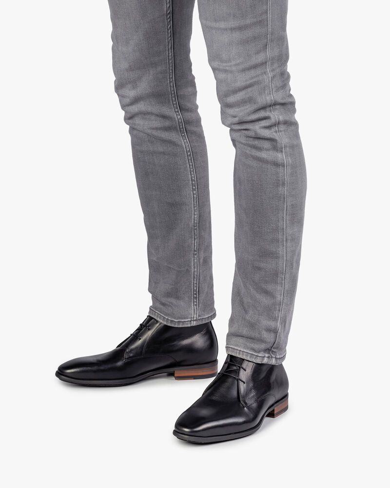 Zwarte kalfsleren veterschoen