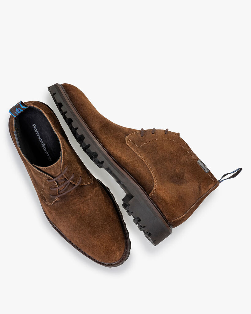 Lace boot suede cognac