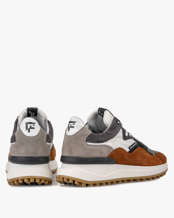 Noppi sneaker su&egrave;de cognac