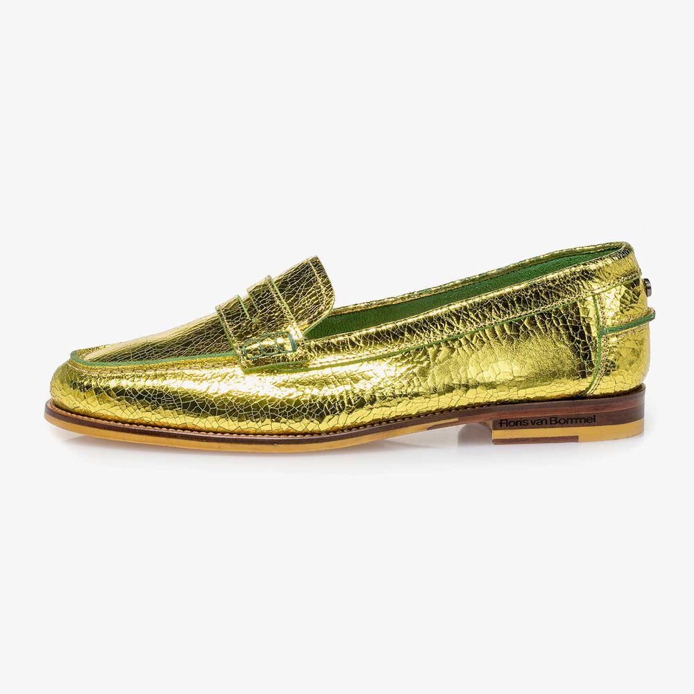 Gele metallic leren loafer met craquelé effect