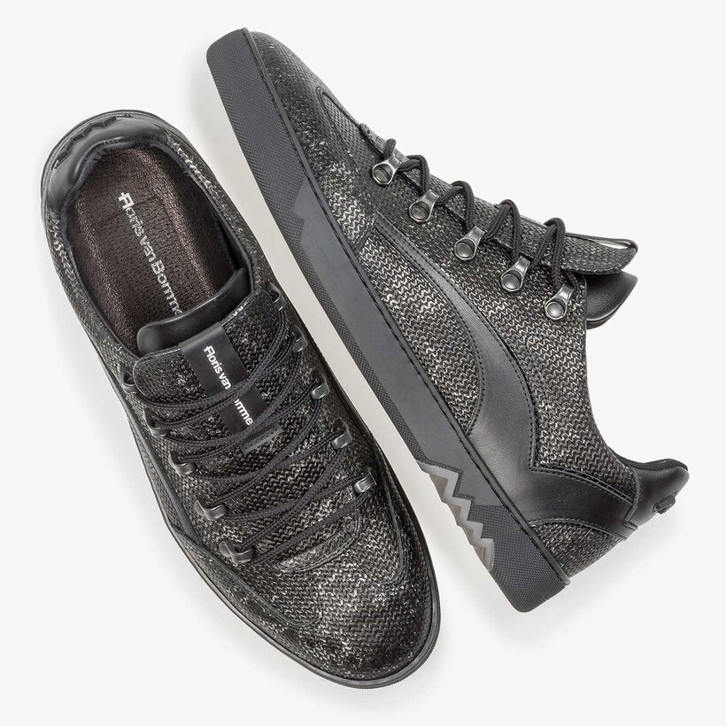 Dark grey leather lace shoe with metallic print