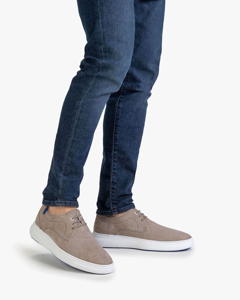 Sneaker printed suede leather sand-coloured