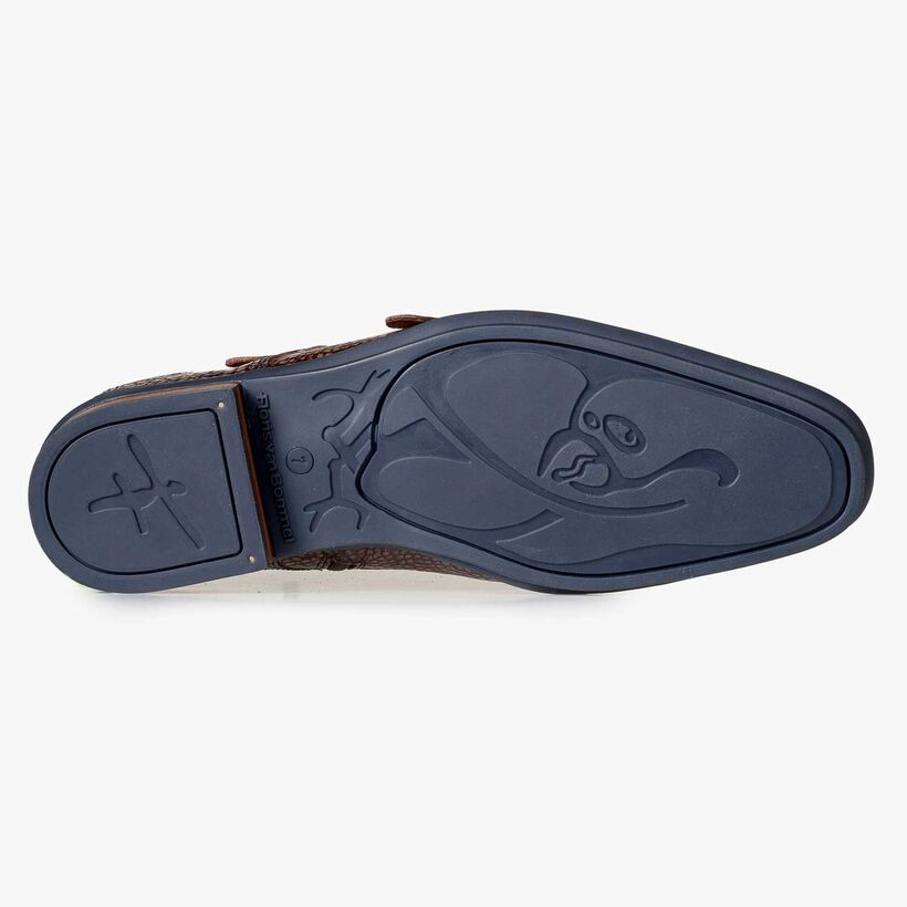 Dark brown buckled shoe with croco print