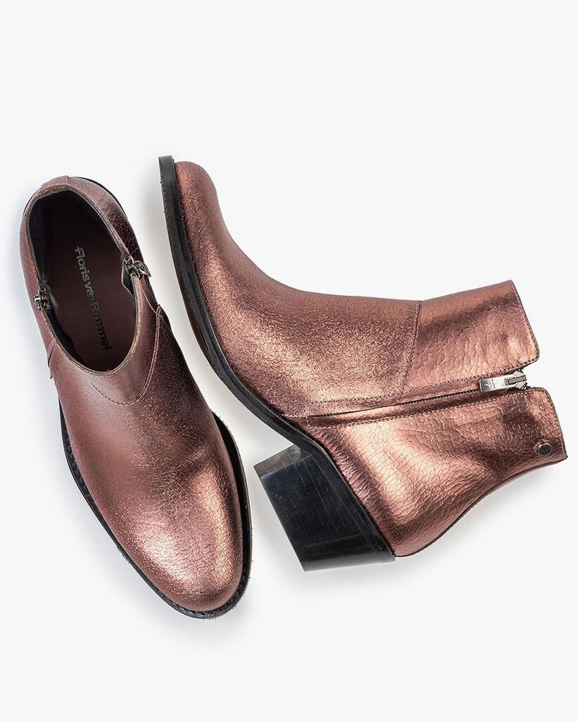 Ankle boot craquel&eacute; leather pink