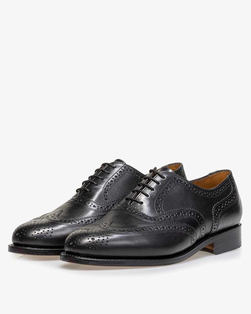 Lace shoe calf leather black