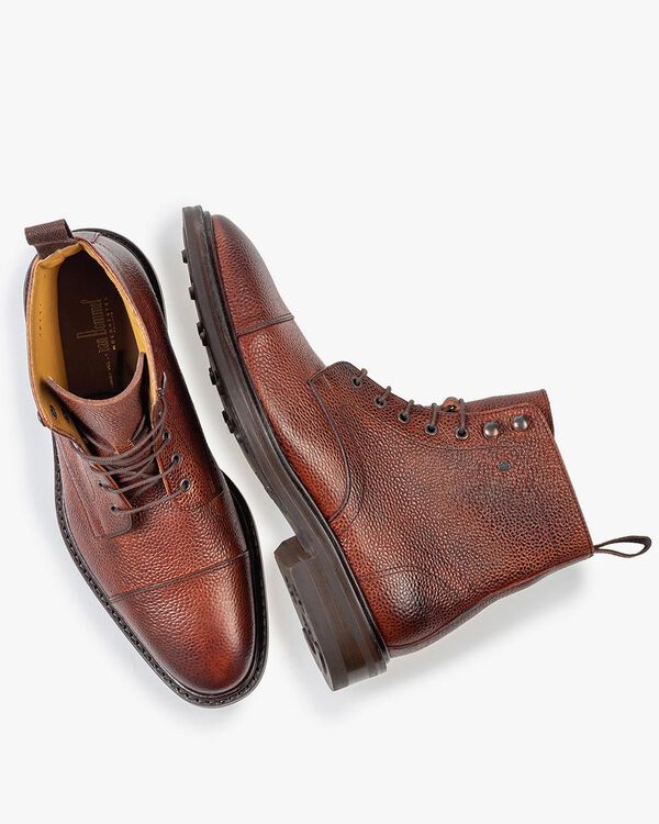 Boot leather with print cognac