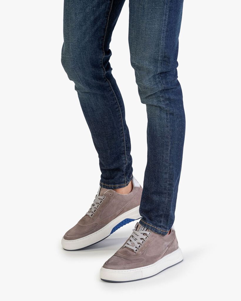 Sneaker su&egrave;de grijs