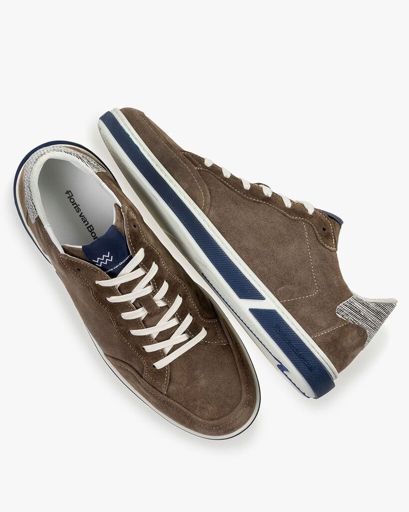 Sneaker su&egrave;de taupe