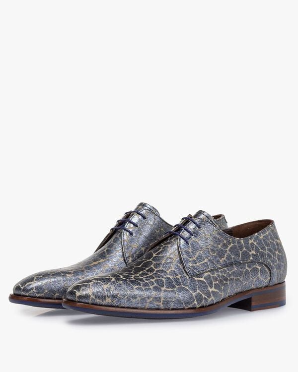 Veterschoen blauw metallic print