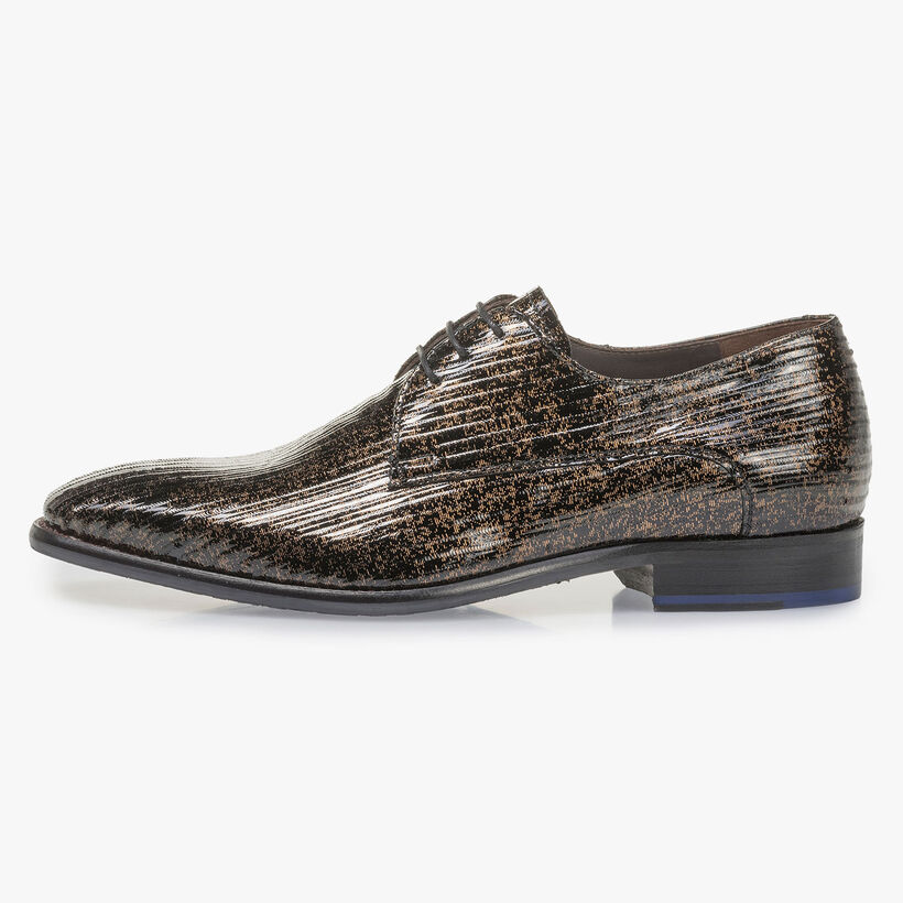 Brown patent leather lace shoe with metallic print