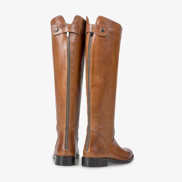Cognac-coloured calf leather high boots