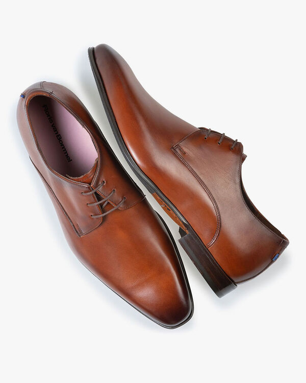 Lace shoe calf leather cognac