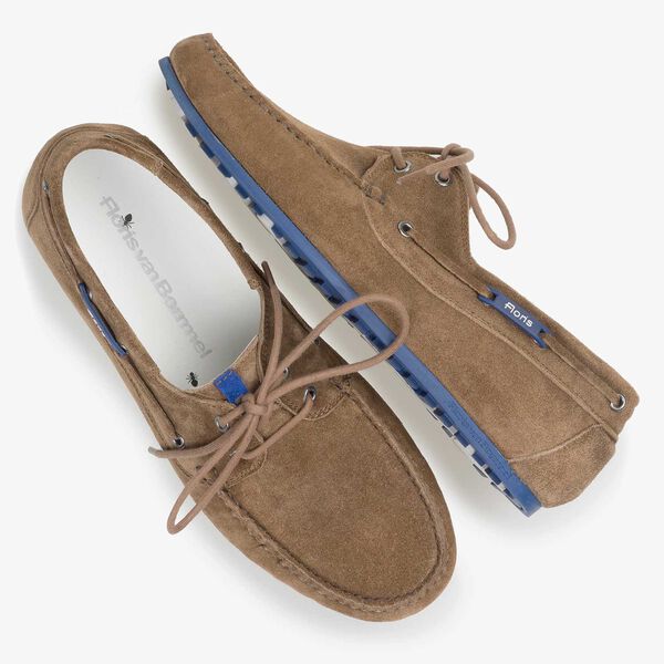 Leather boat shoe