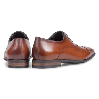 Kalfsleren veterschoen cognac