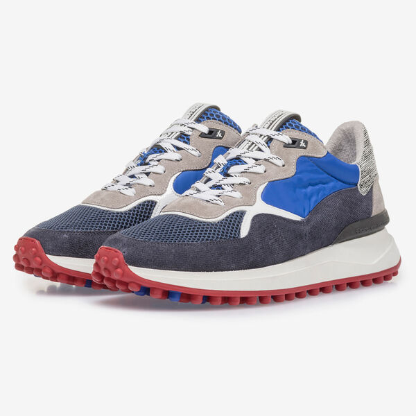 Donkerblauwe su&egrave;de sneaker met grijze details