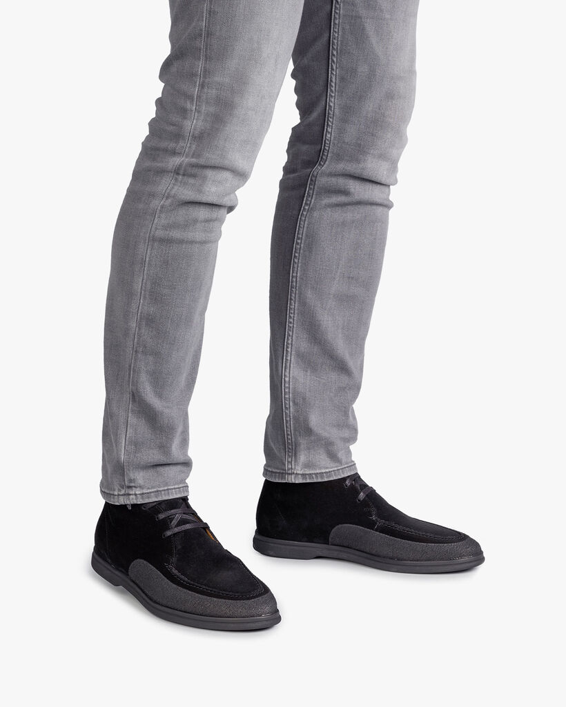 Halfhoge su&egrave;de veterboot