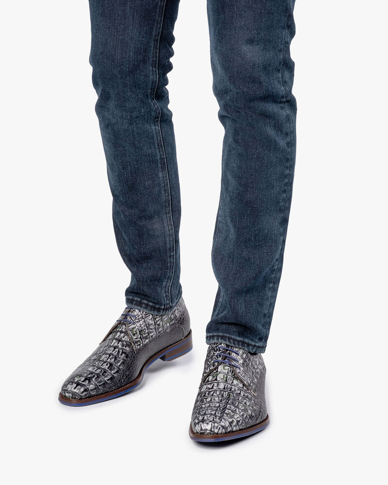 Veterschoen crocoprint grijs