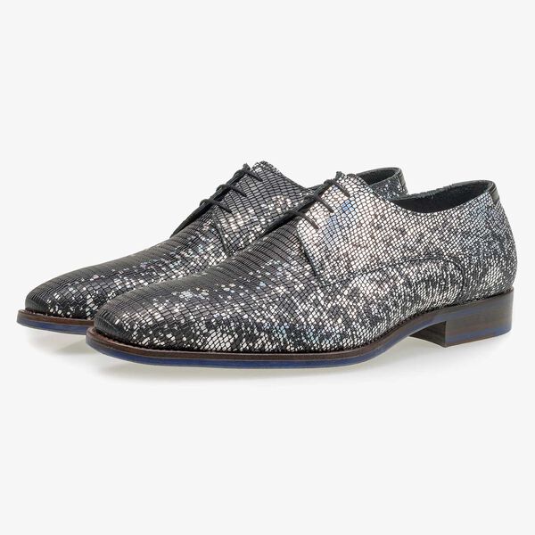 Black premium lace shoe with silver metallic print
