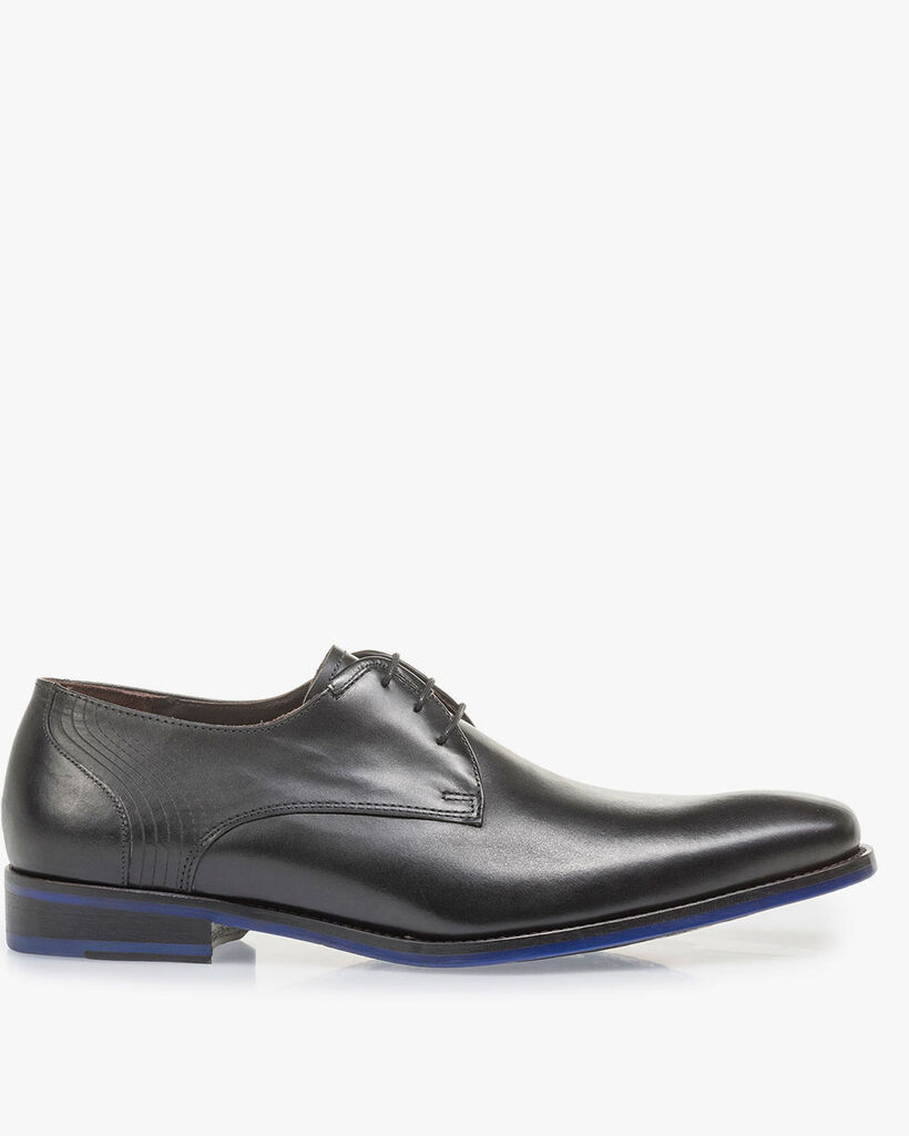 Black calf leather lace shoe