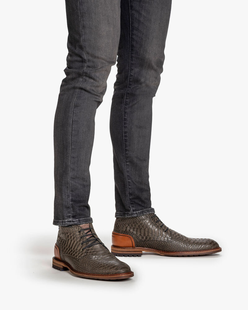 Lace boot nubuck leather green