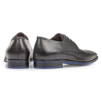 Zwarte leren veterschoen