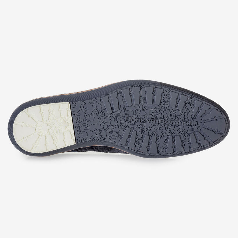 Blue suede leather lace shoe with print