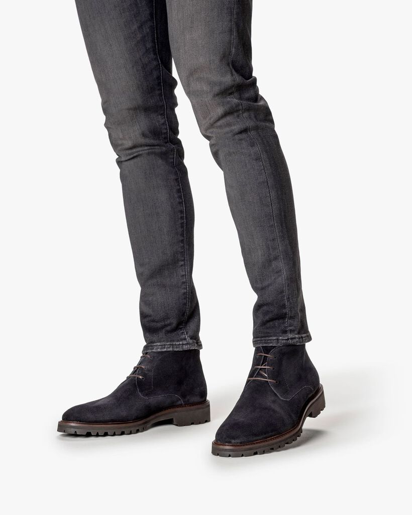 Veterboot su&egrave;de zwart