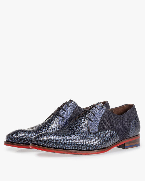 Lace shoe blue metallic