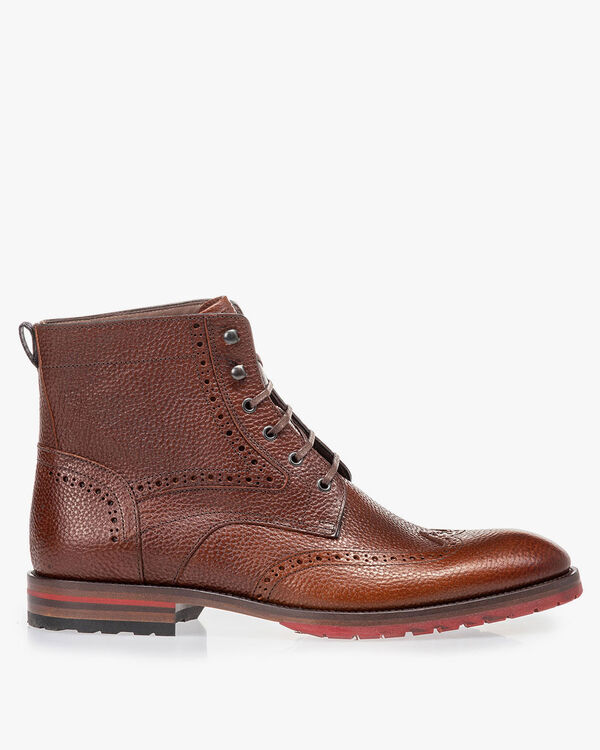 Leather brogue lace boot cognac