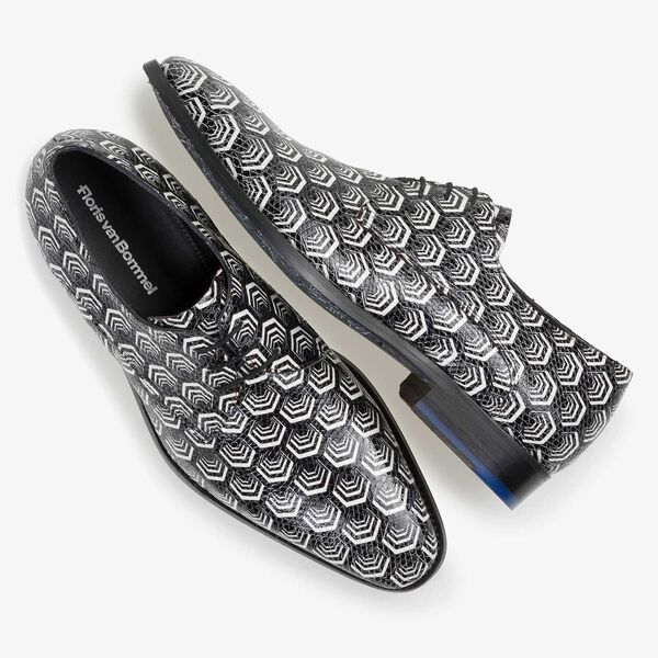 White calf leather lace shoe with black print