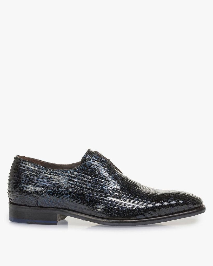 Blauwe lakleren veterschoen met print