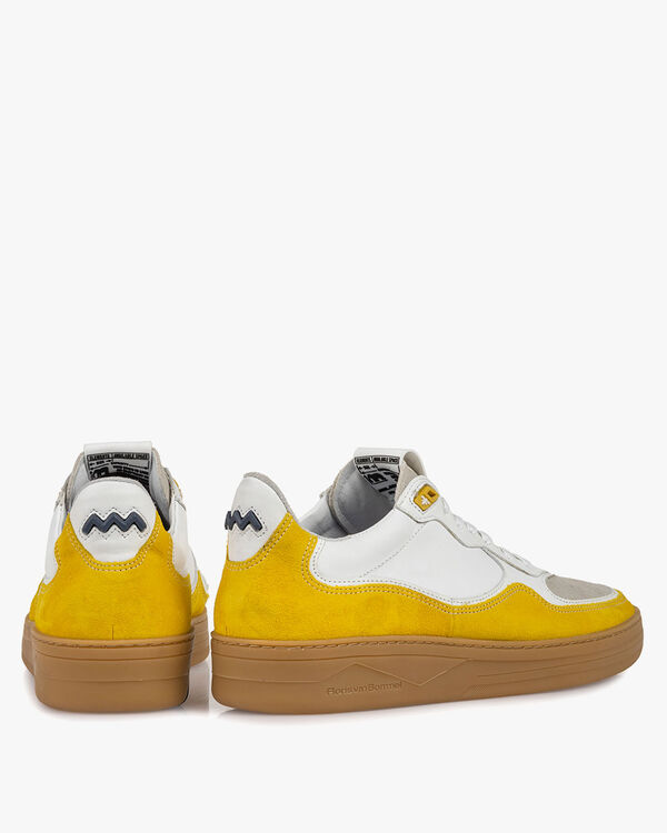 Sneaker su&egrave;de geel