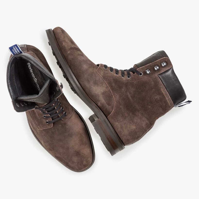 Dark brown suede lace boot