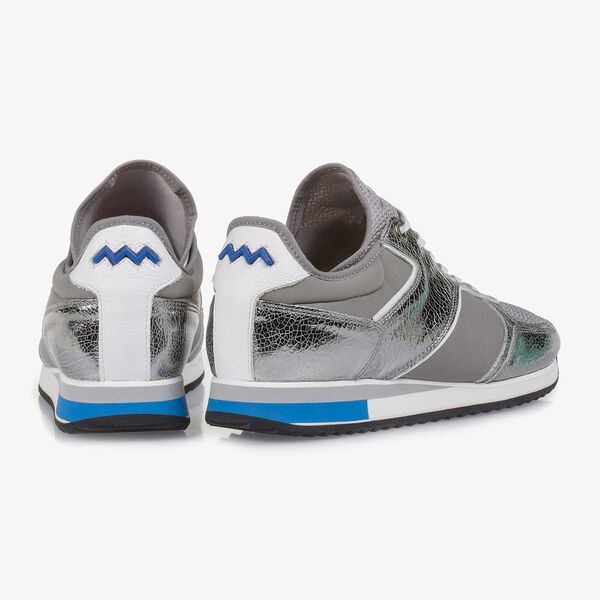 Dark silver metallic leather sneaker