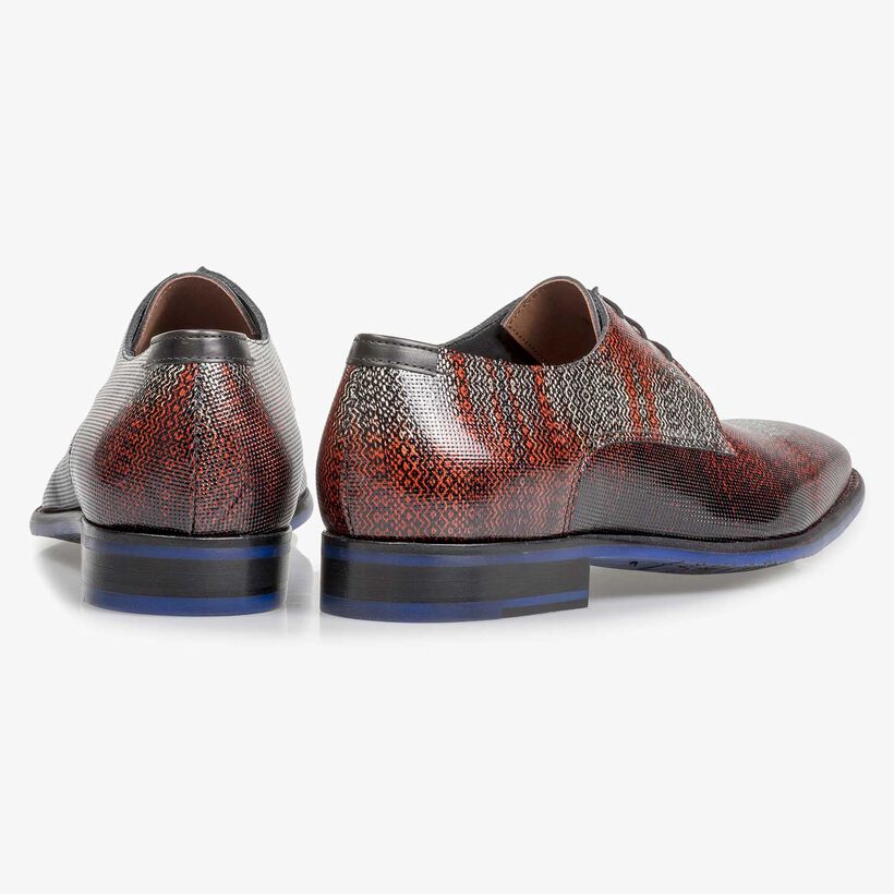 Premium donkerrode lakleren veterschoen met print