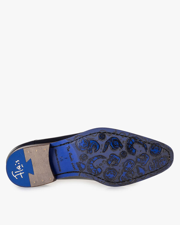 Donkerblauwe leren veterschoen
