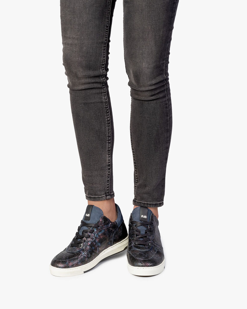 Sneaker snakeprint blauw
