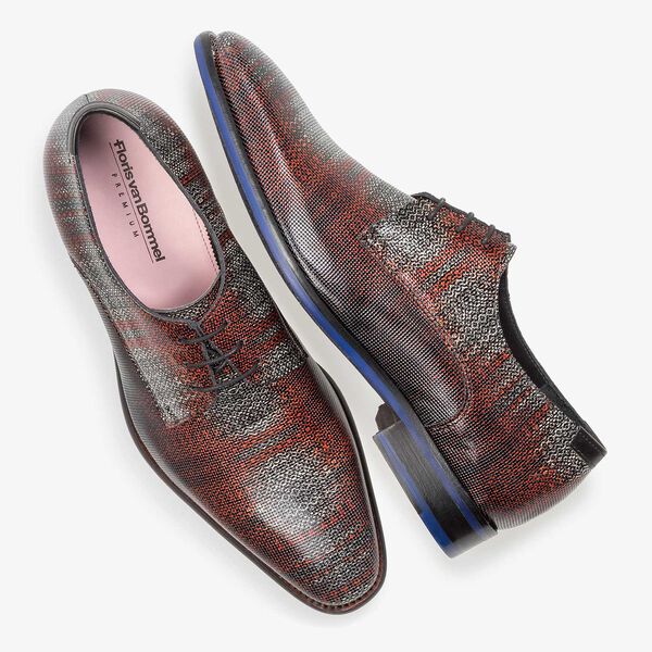 Premium donkerrode lakleren veterschoen met print